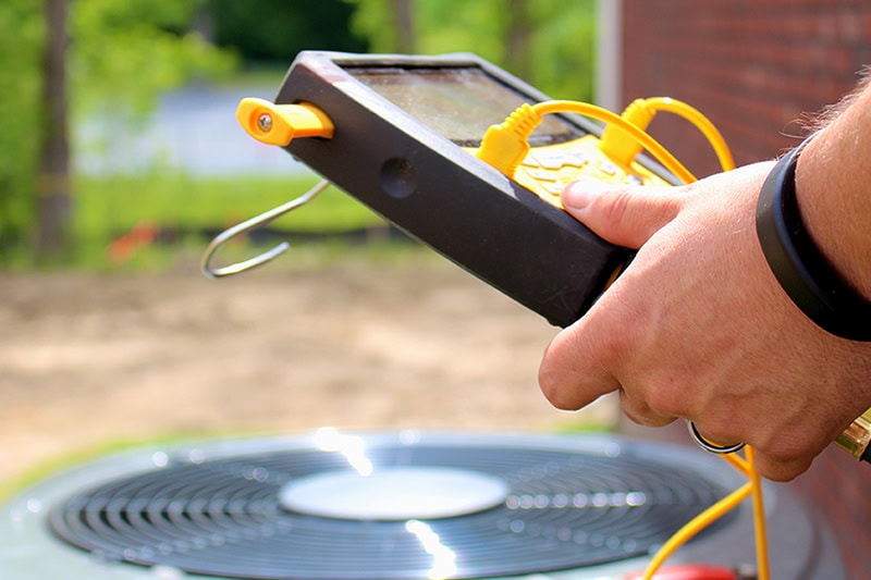 Prevent an AC Breakdown During a Heat Wave. Air Conditioner Maintenance.